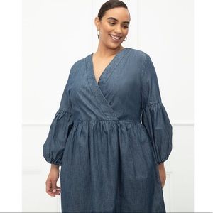 Eloquii Women's Plus Size Balloon Sleeve Chambray Dress